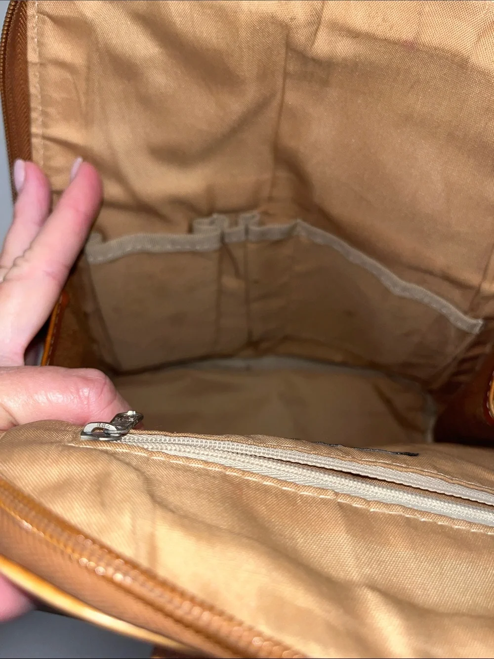 Classic Tan Leather Backpack / Converts Shoulder Bag